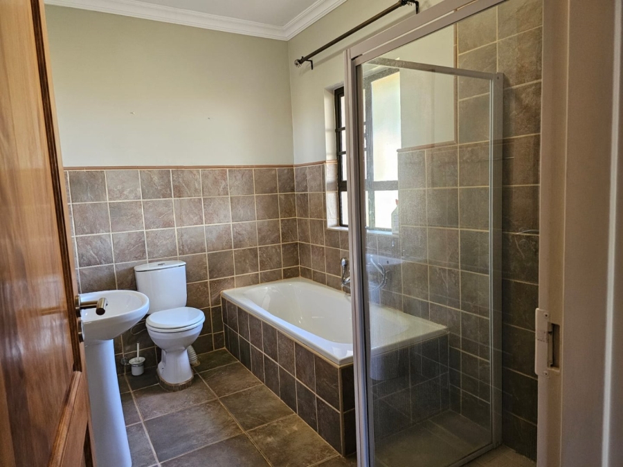 3 Bedroom Property for Sale in Woodland Hills Wildlife Estate Free State